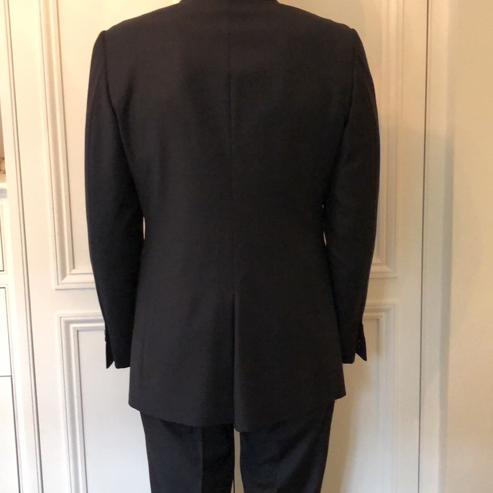 Custom-made suit (jacket+2 pants) - Picture 10 of 12